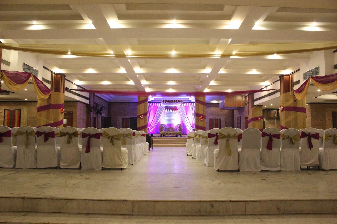 Leo Fort Hotel Jalandhar Exterior photo